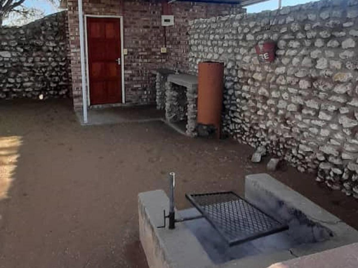 West Nest Lodge Gobabis Phòng bức ảnh